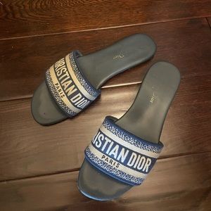 Dior slides